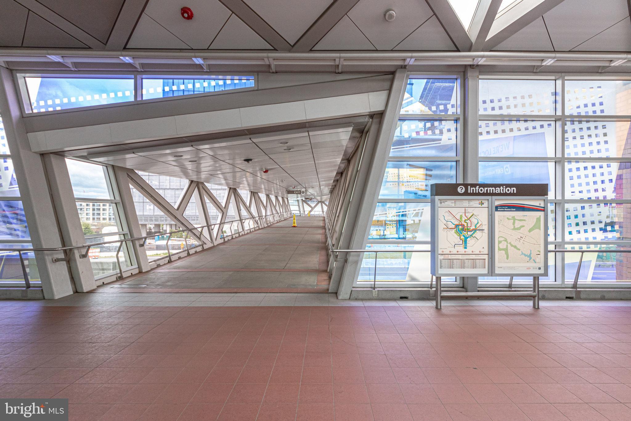 2037 WETHERSFIELD COURT