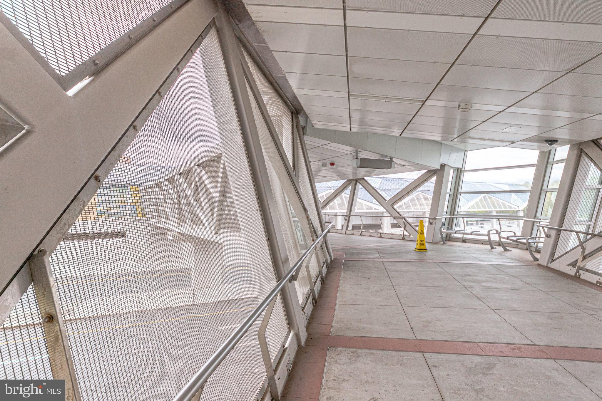 2037 WETHERSFIELD COURT