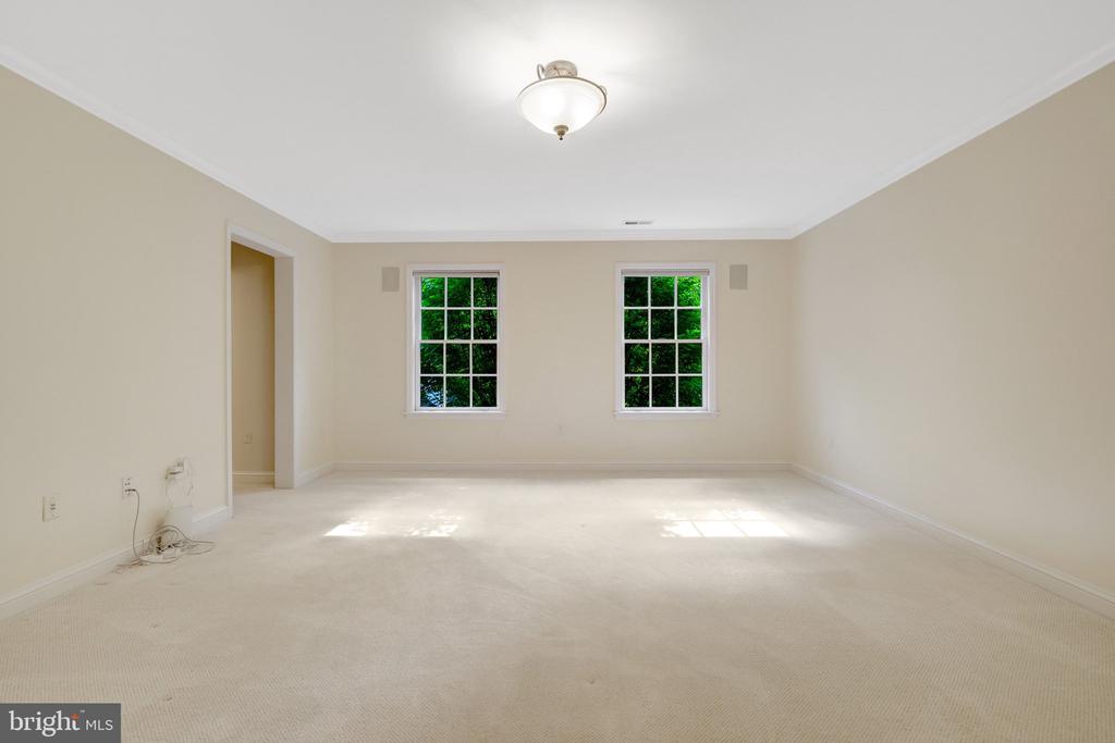 1110 BROOK VALLEY LANE