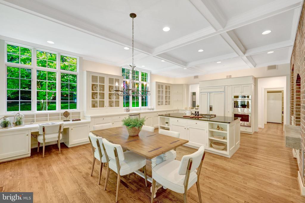 1110 BROOK VALLEY LANE