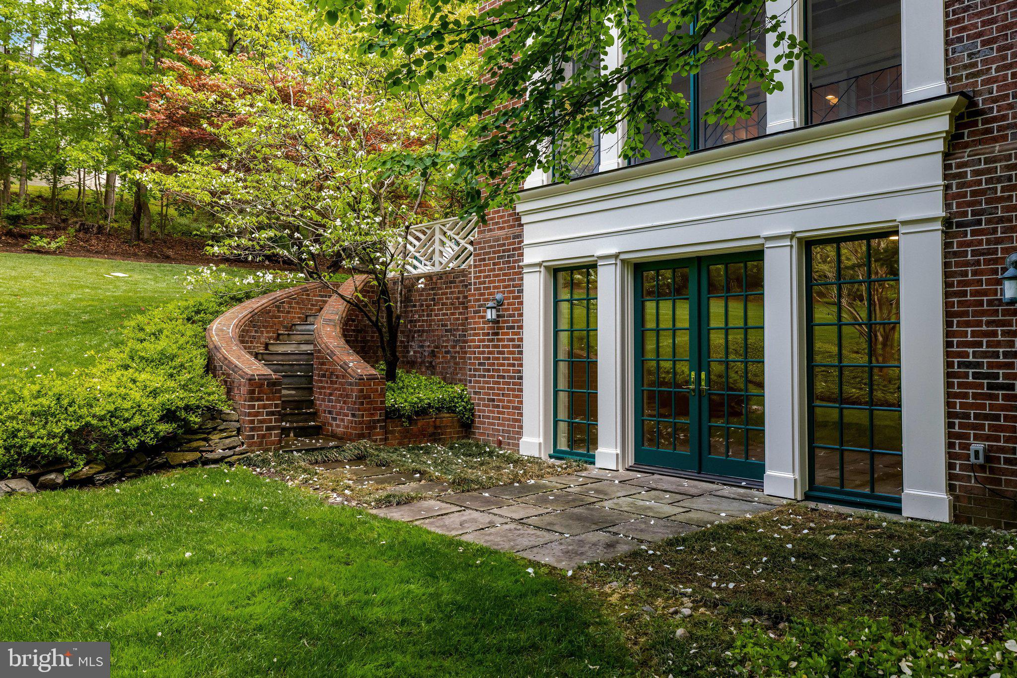 1110 BROOK VALLEY LANE