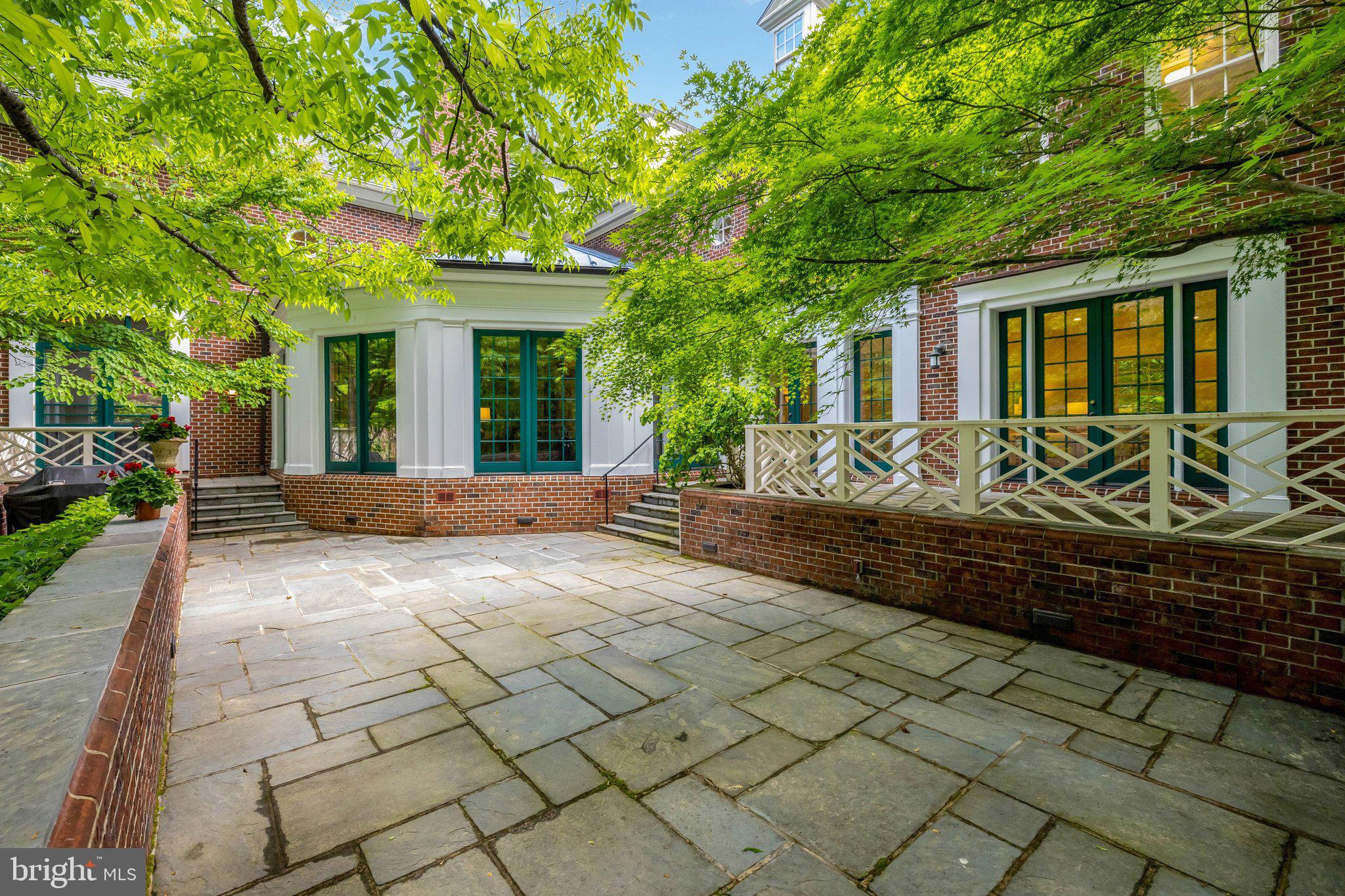 1110 BROOK VALLEY LANE