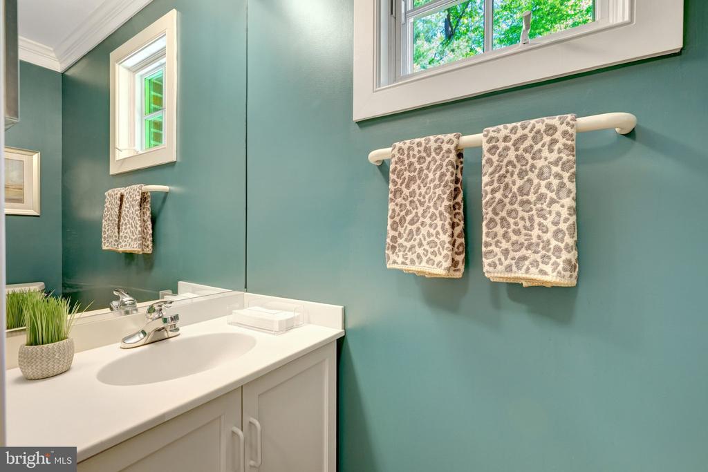 1110 BROOK VALLEY LANE
