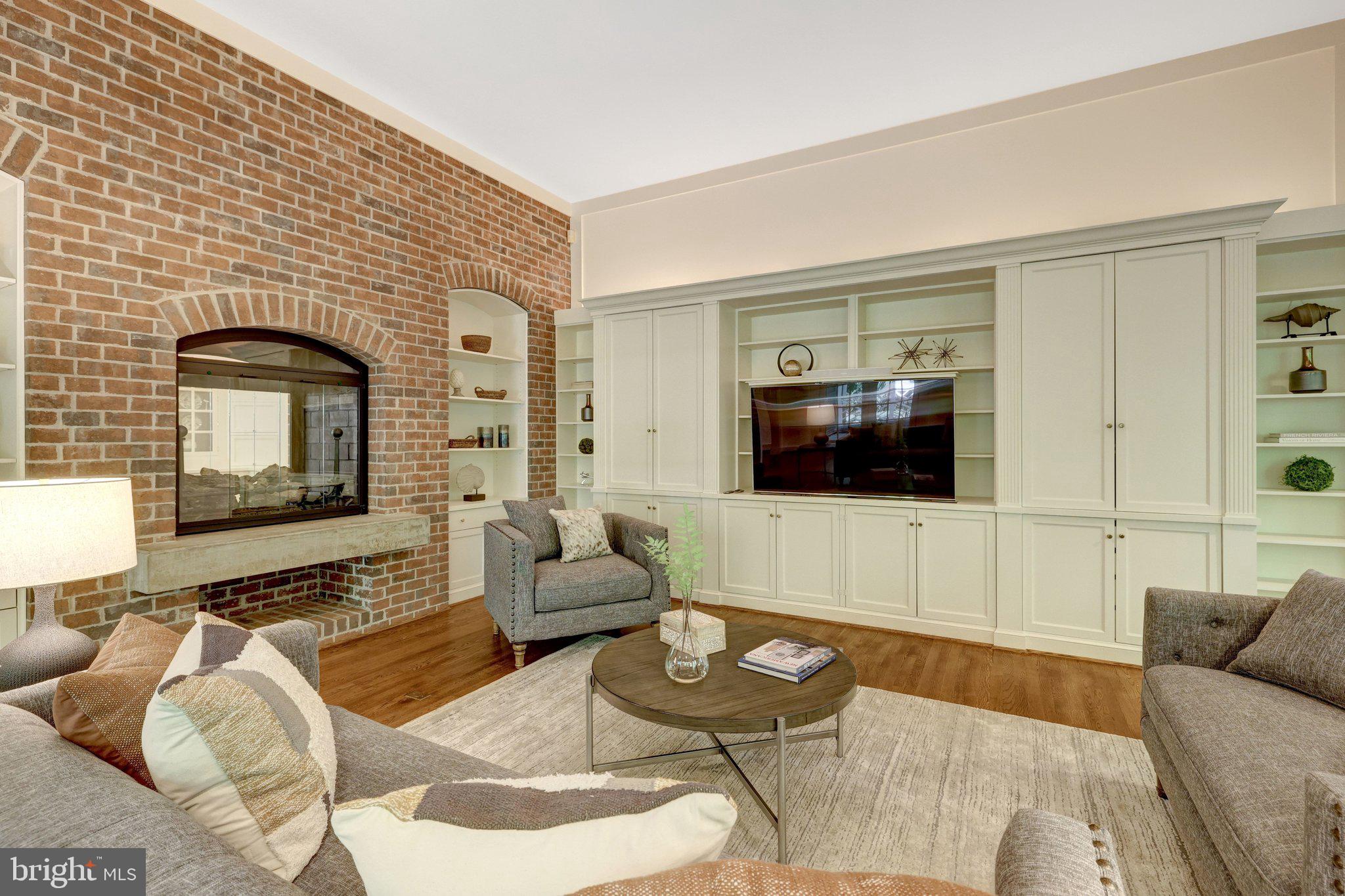 1110 BROOK VALLEY LANE