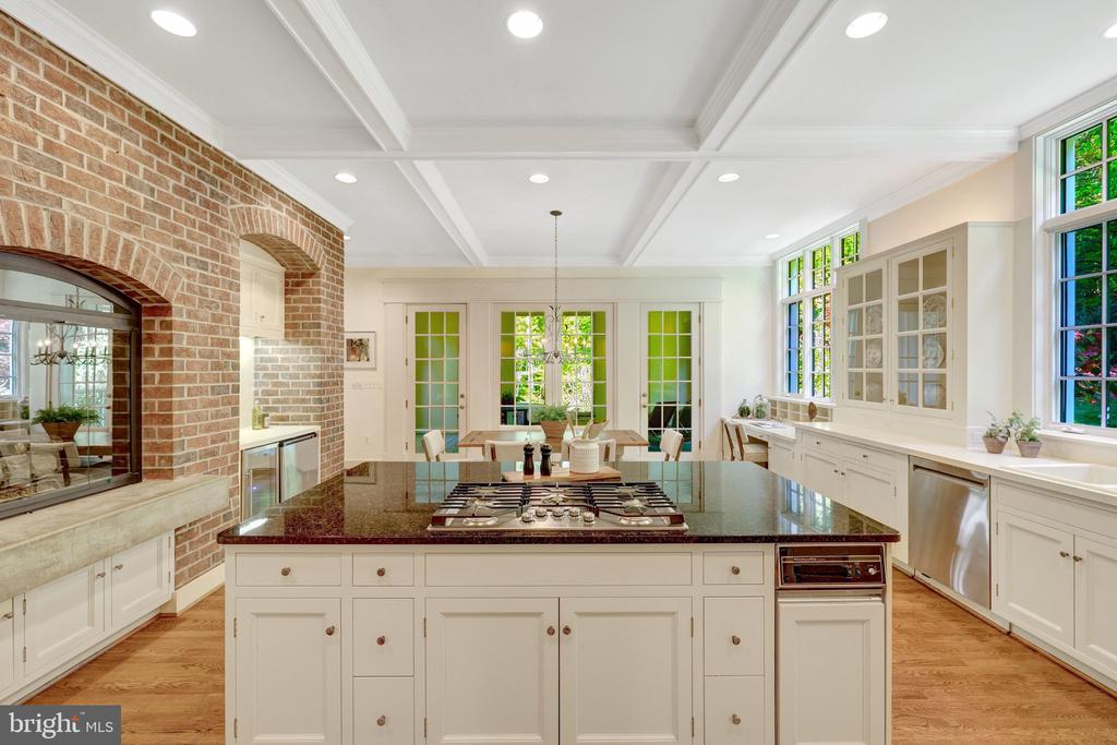 1110 BROOK VALLEY LANE