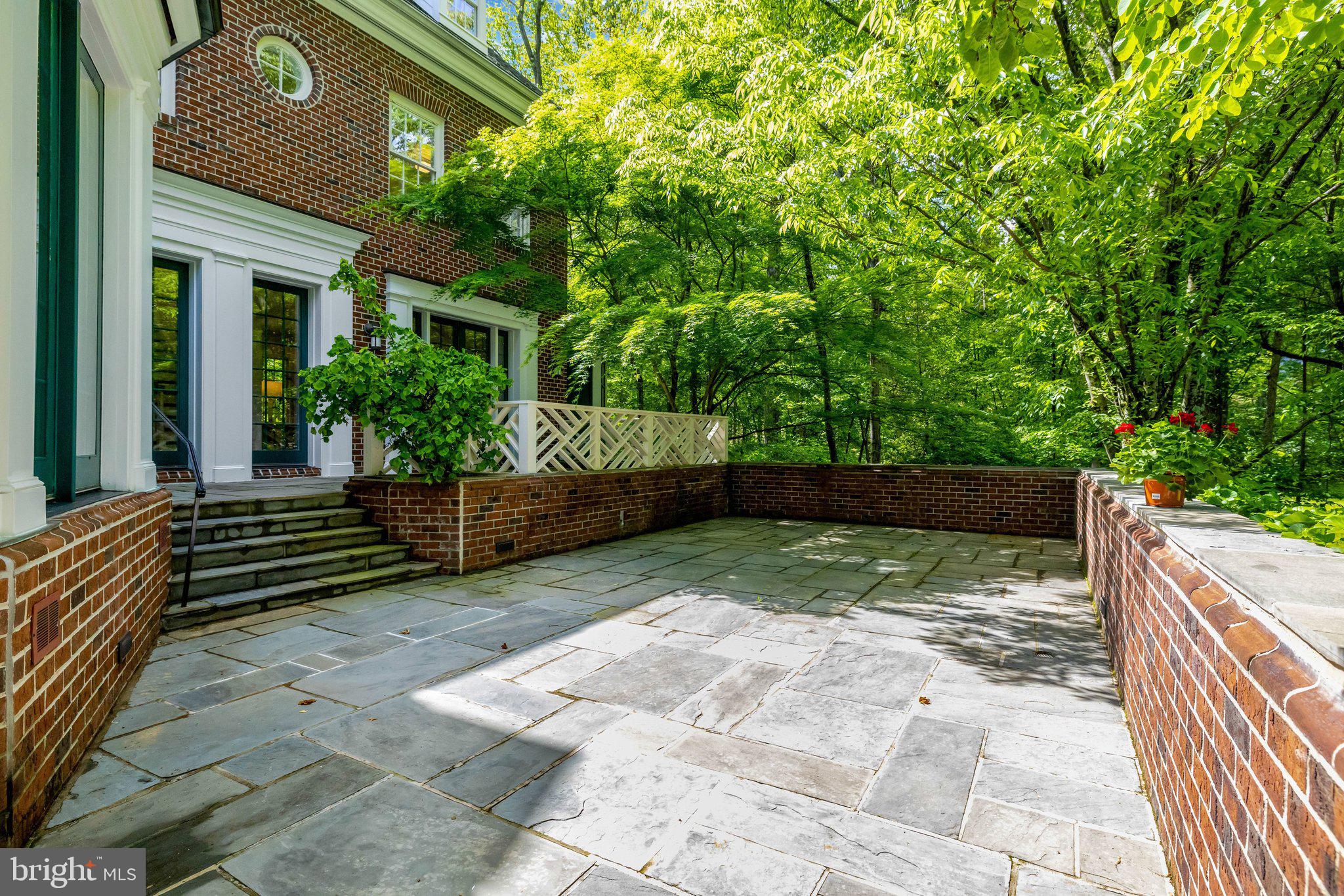 1110 BROOK VALLEY LANE