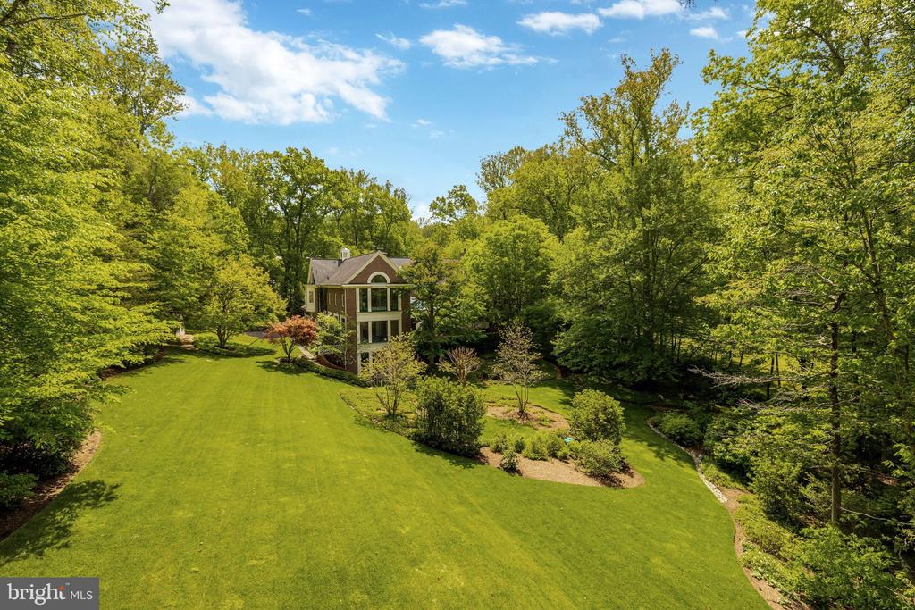 1110 BROOK VALLEY LANE