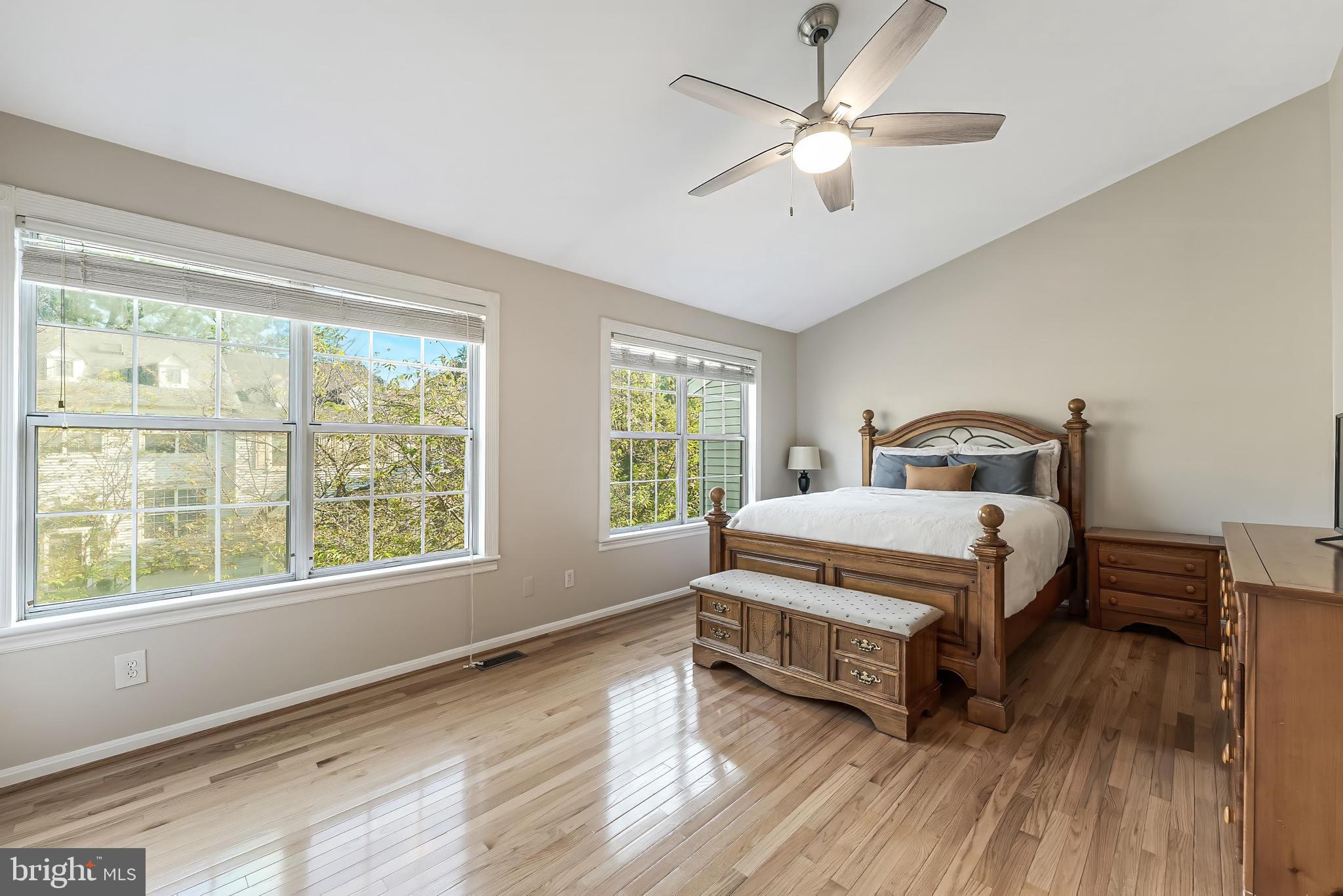 12210 WYE OAK COMMONS CIRCLE