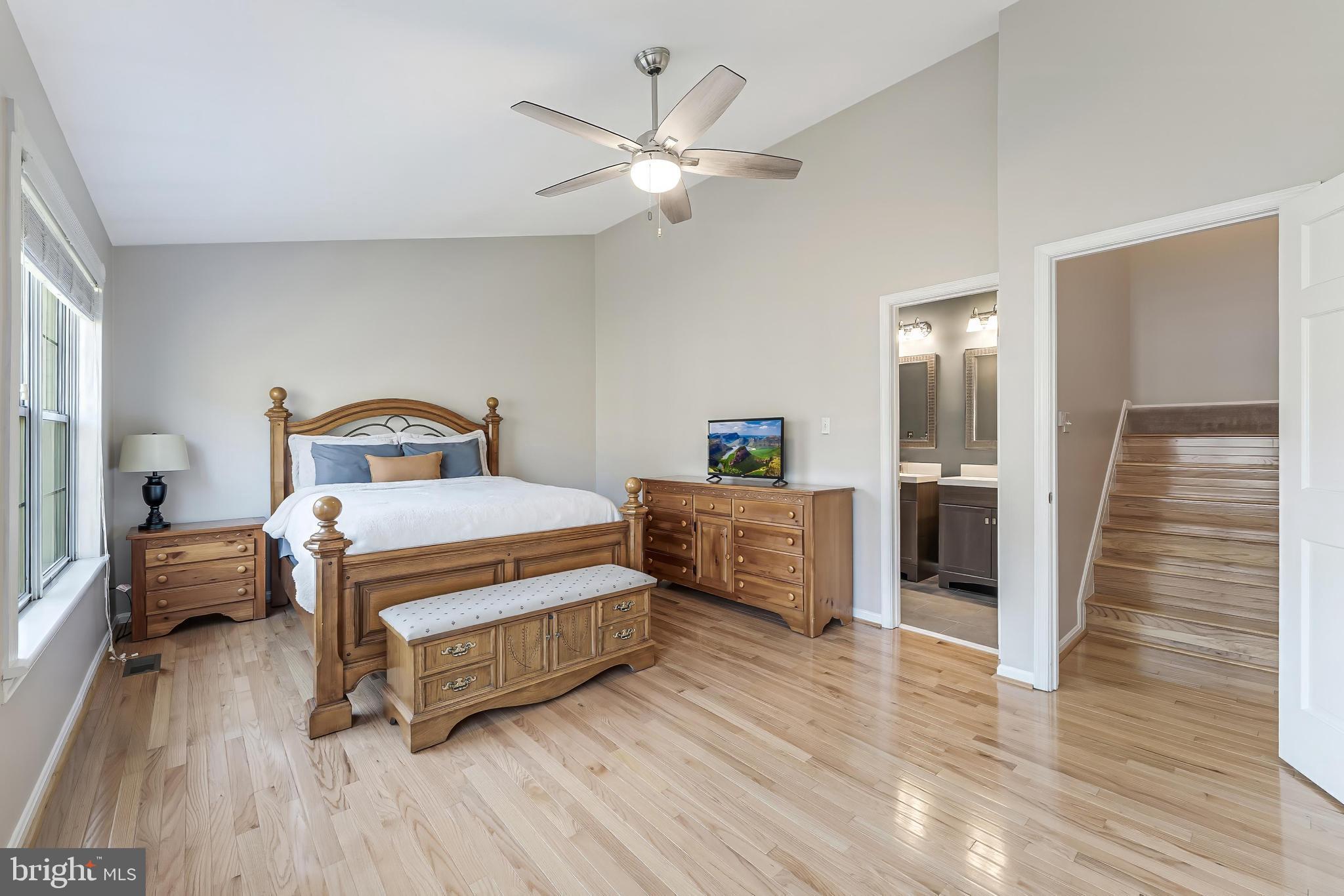 12210 WYE OAK COMMONS CIRCLE