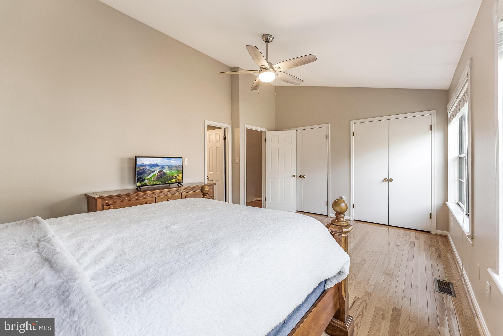 12210 WYE OAK COMMONS CIRCLE
