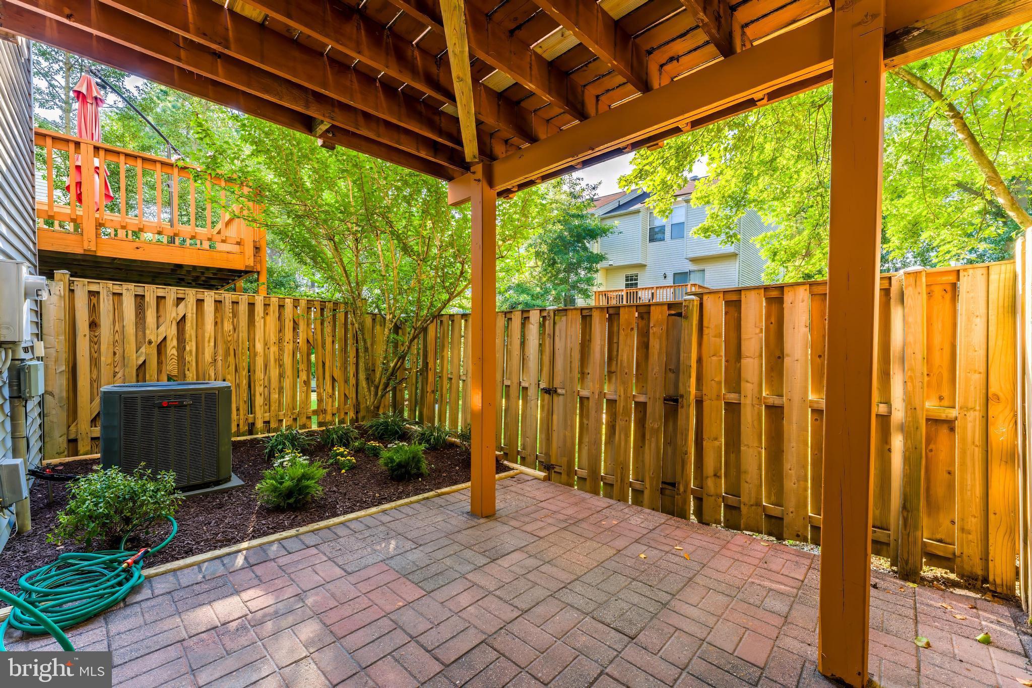 12210 WYE OAK COMMONS CIRCLE