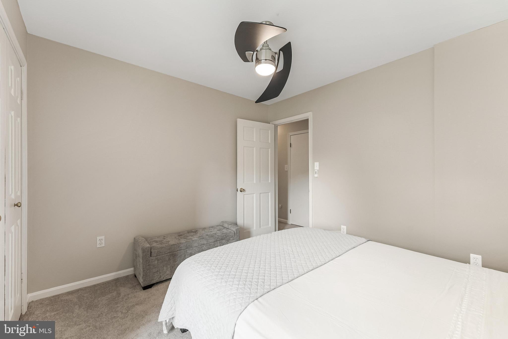12210 WYE OAK COMMONS CIRCLE