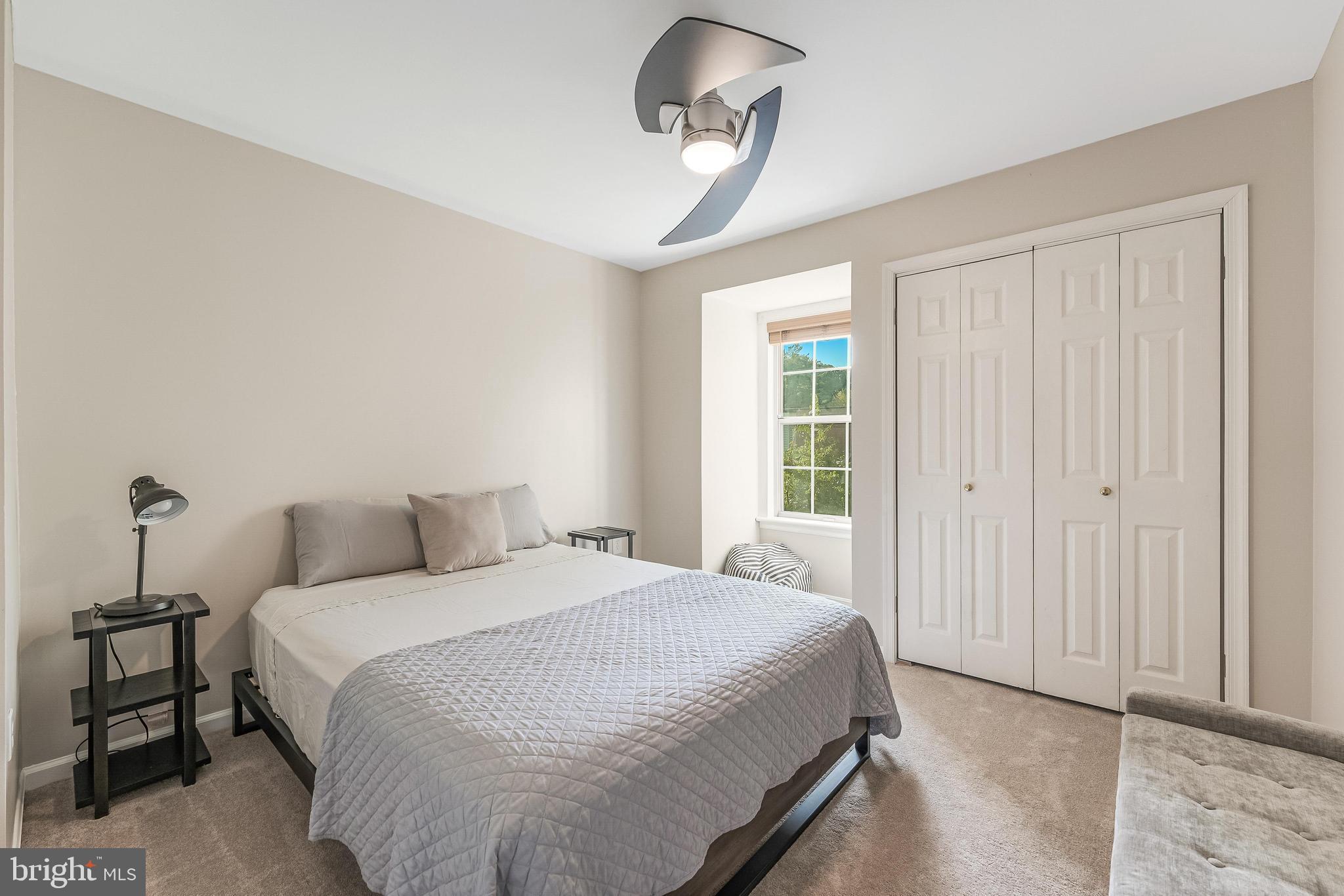 12210 WYE OAK COMMONS CIRCLE