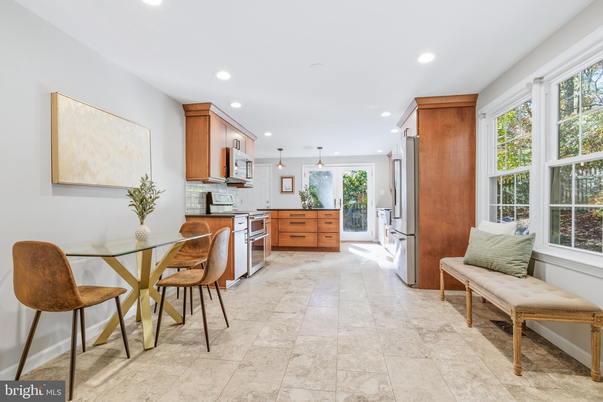 5947 NEW ENGLAND WOODS DRIVE