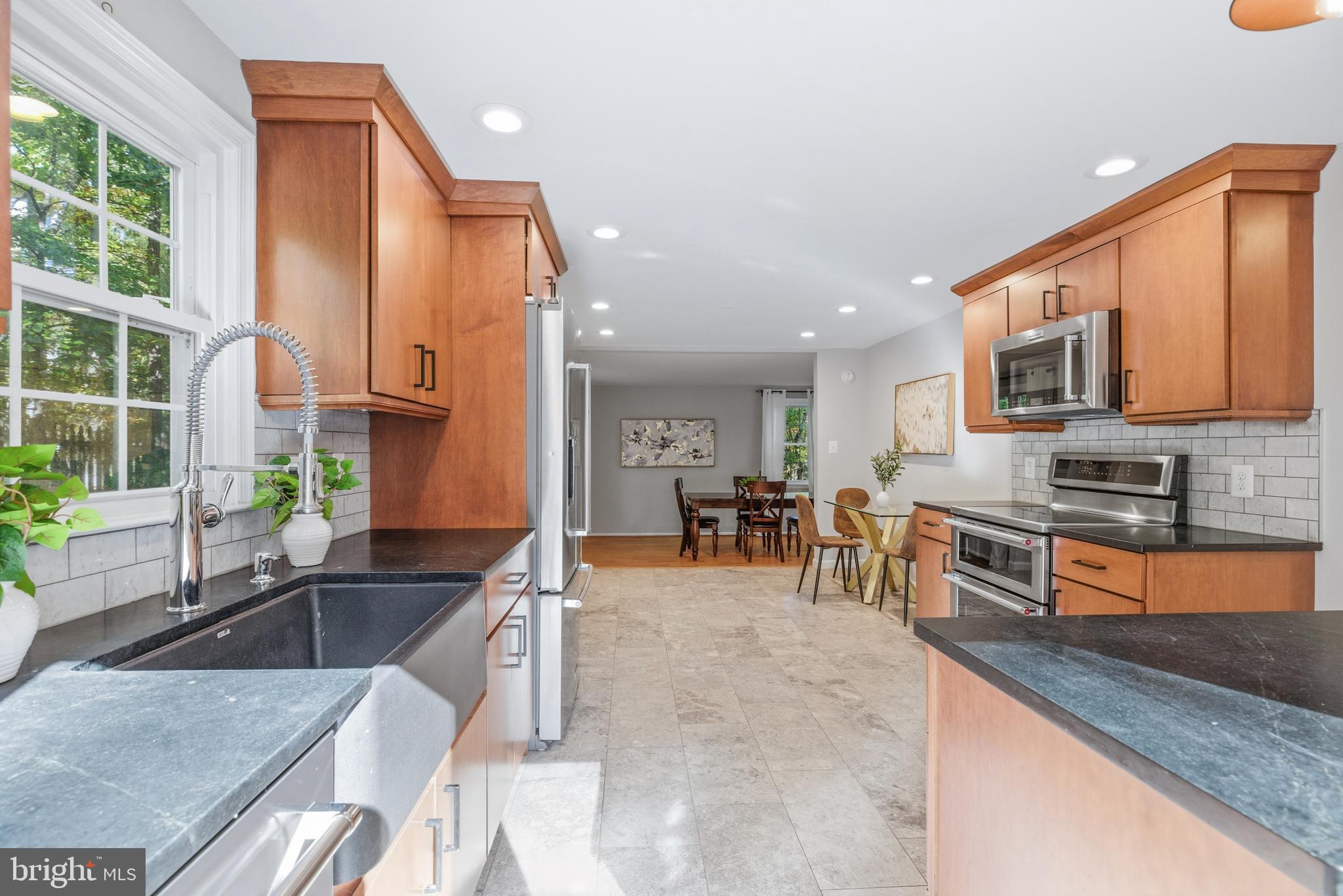 5947 NEW ENGLAND WOODS DRIVE