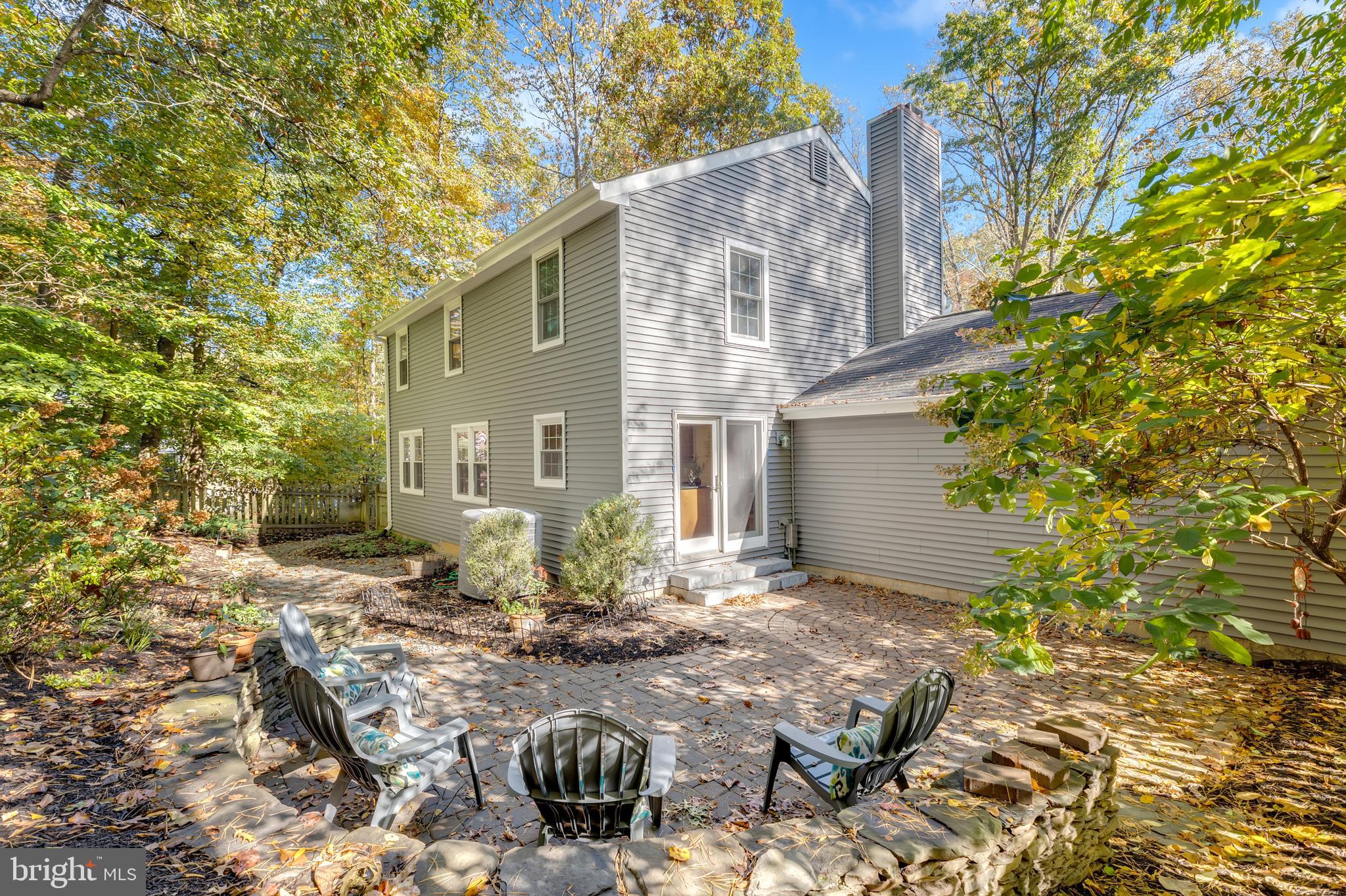 5947 NEW ENGLAND WOODS DRIVE