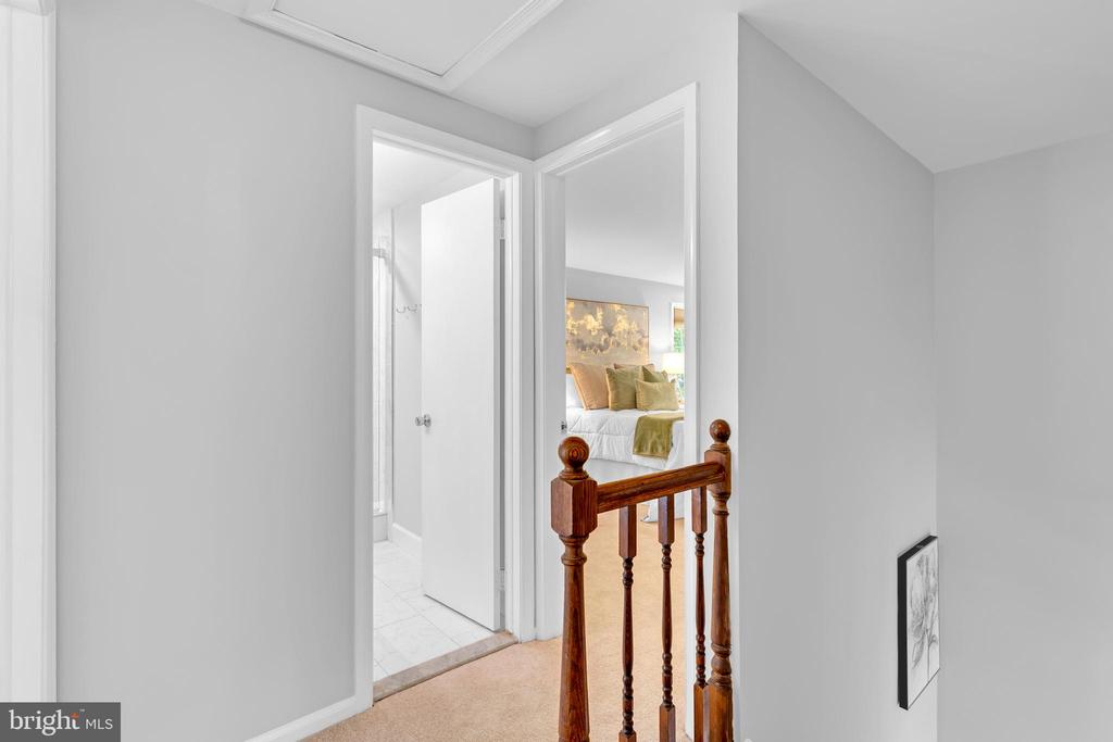 5947 NEW ENGLAND WOODS DRIVE