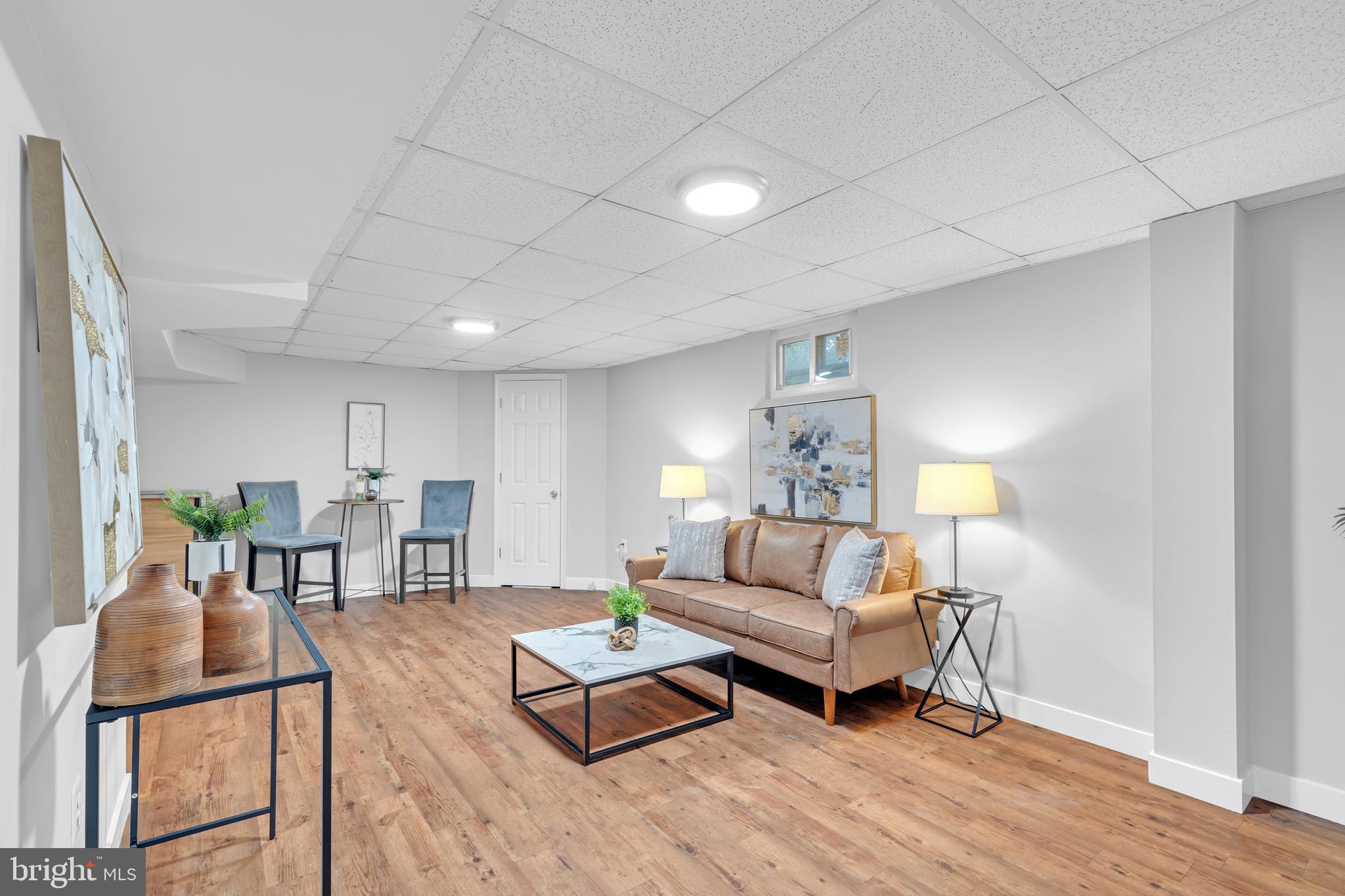 5947 NEW ENGLAND WOODS DRIVE