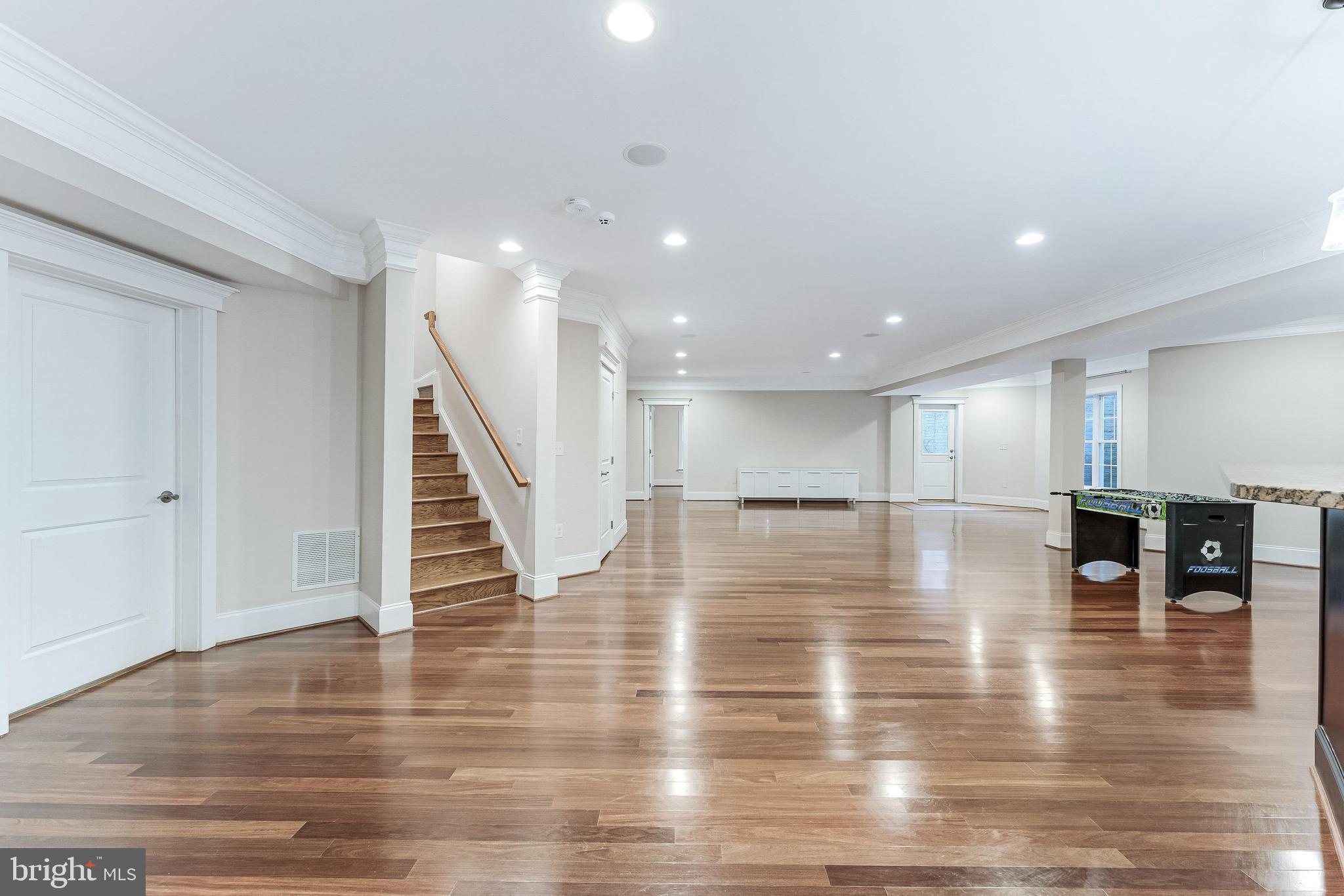 829 GOLDEN ARROW STREET