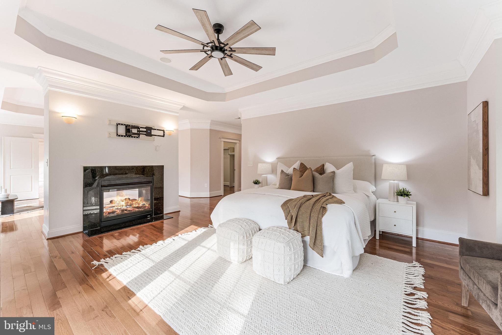 829 GOLDEN ARROW STREET