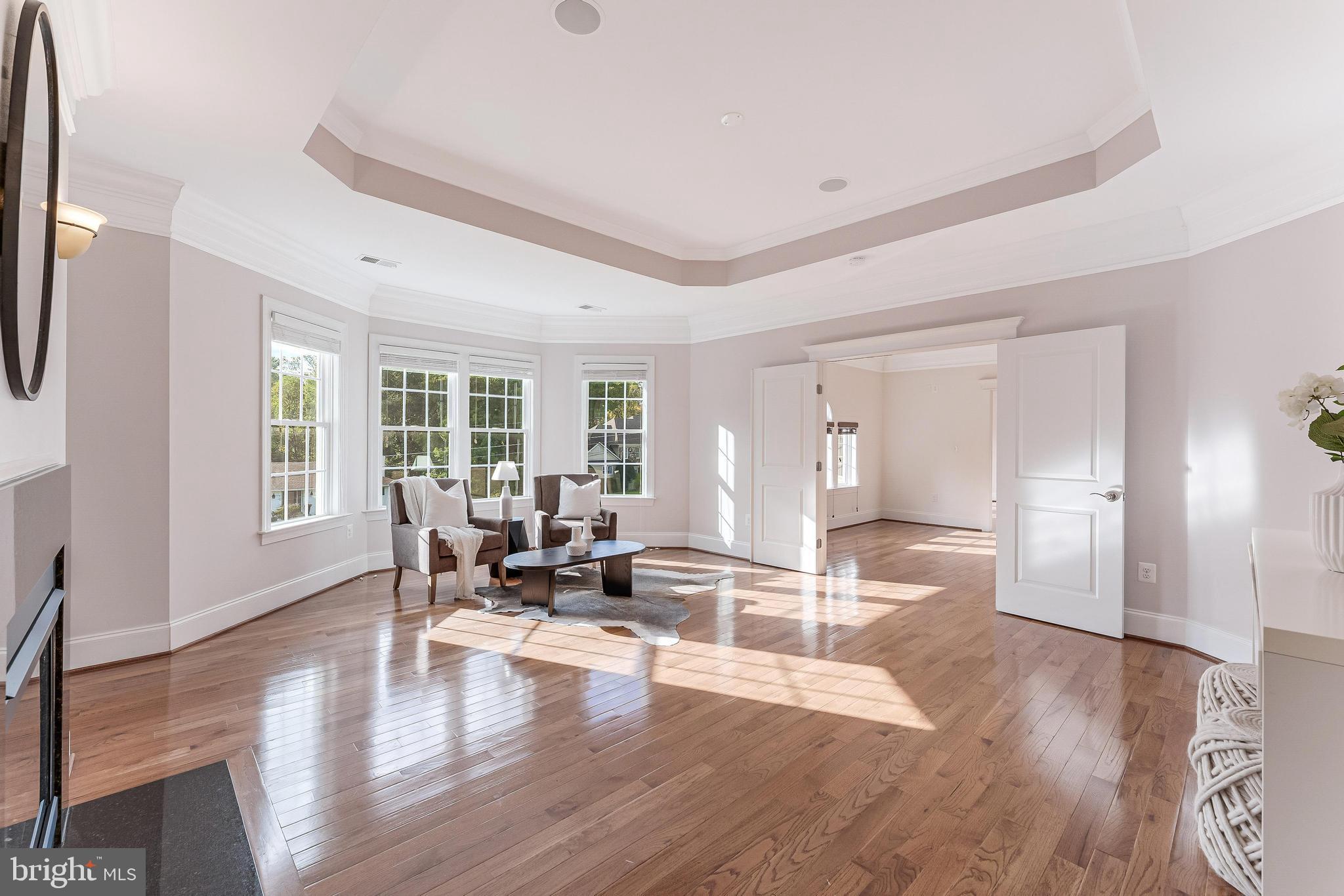 829 GOLDEN ARROW STREET