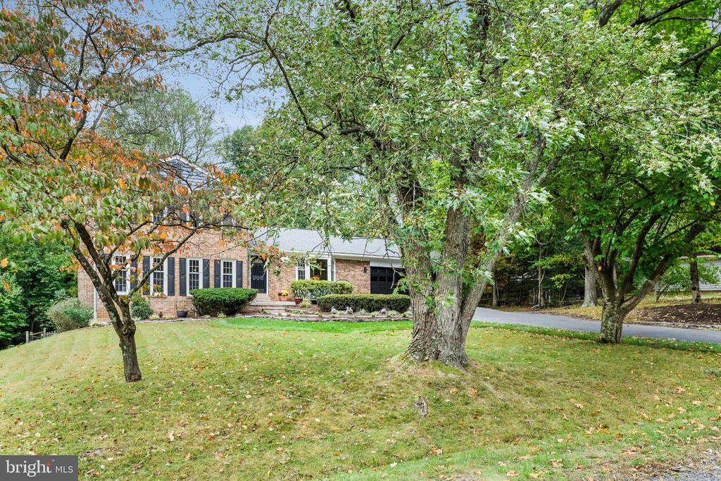 3119 COBB HILL LANE