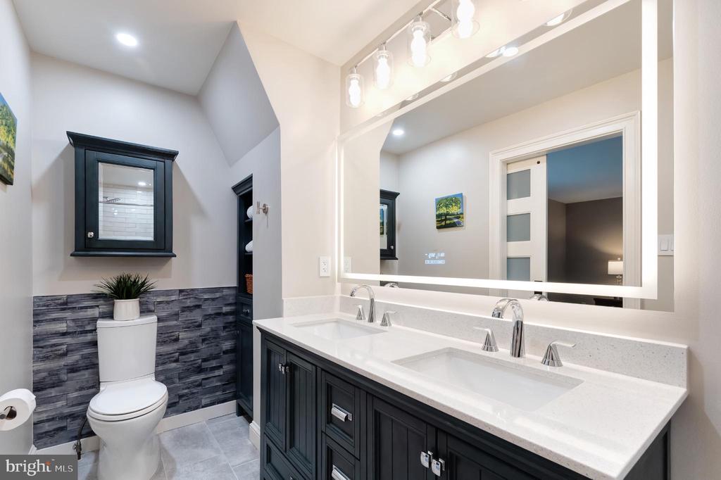3119 COBB HILL LANE