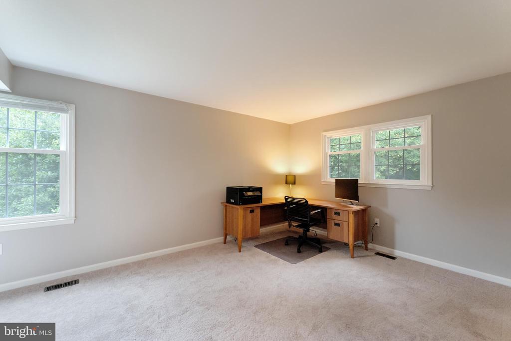 3119 COBB HILL LANE