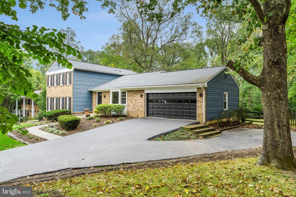 3119 COBB HILL LANE