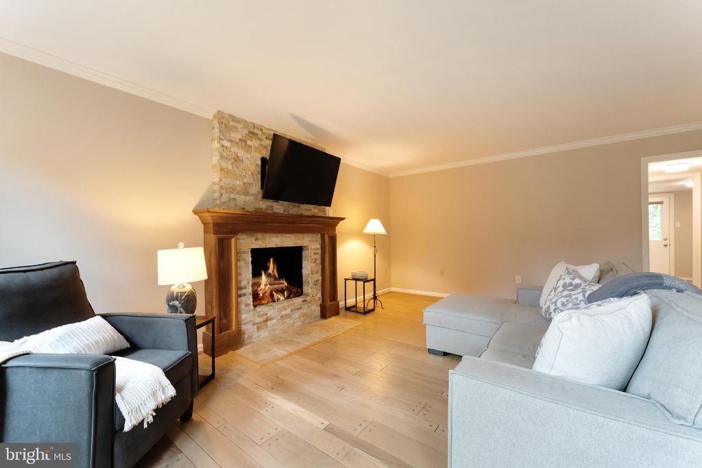 3119 COBB HILL LANE