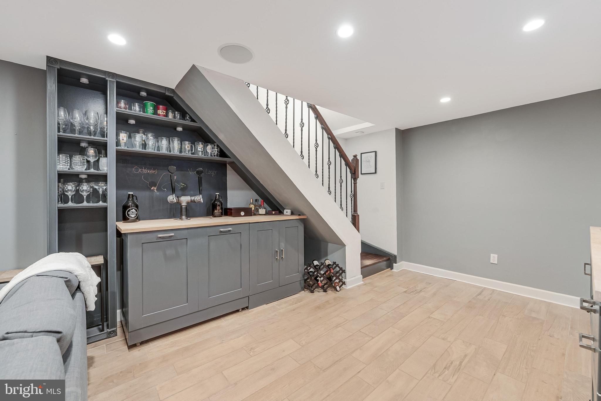 14714 CRANOKE STREET