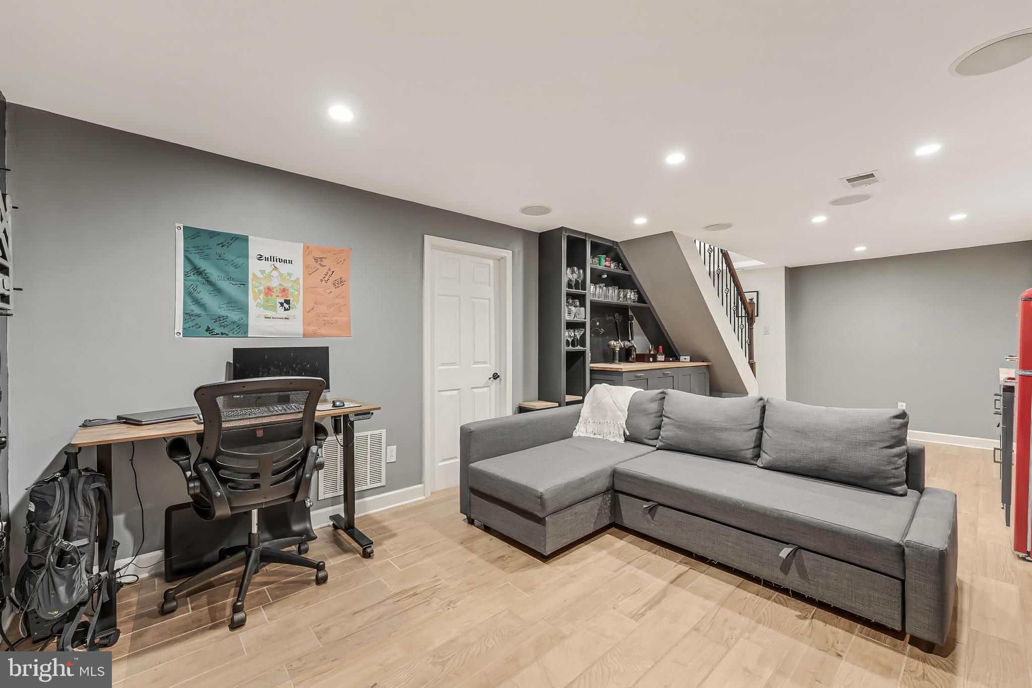 14714 CRANOKE STREET