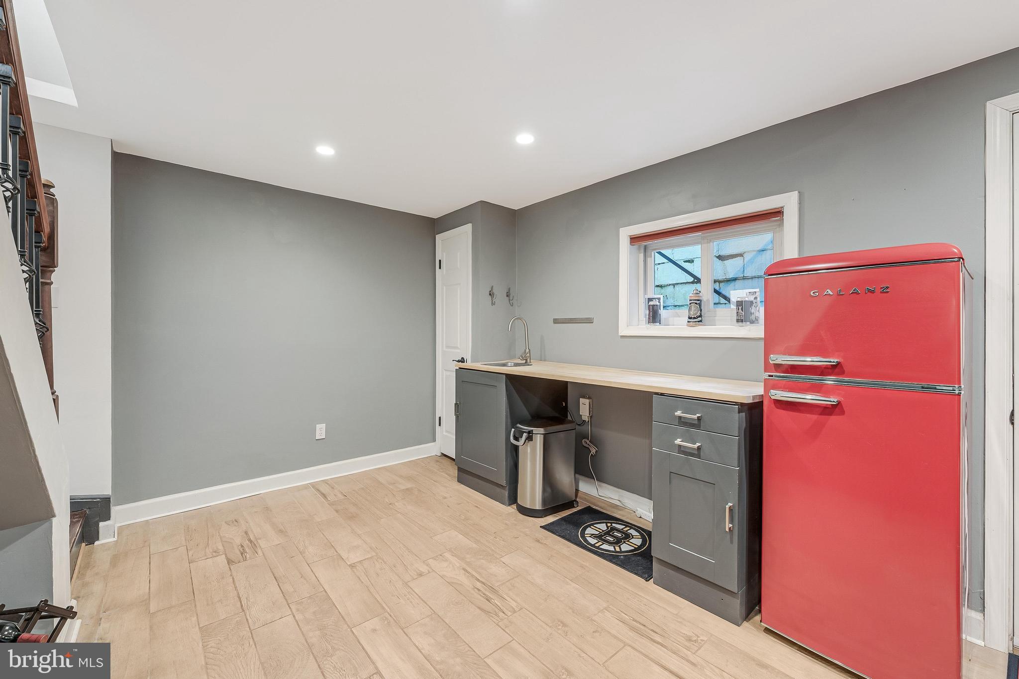 14714 CRANOKE STREET