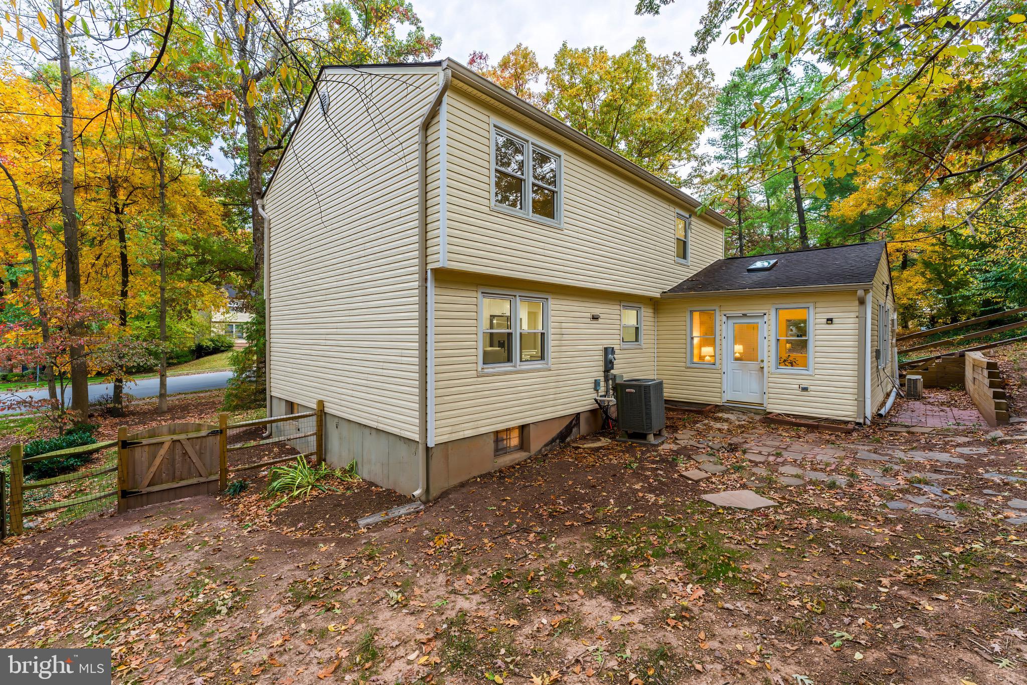 1508 HIDDENBROOK DRIVE