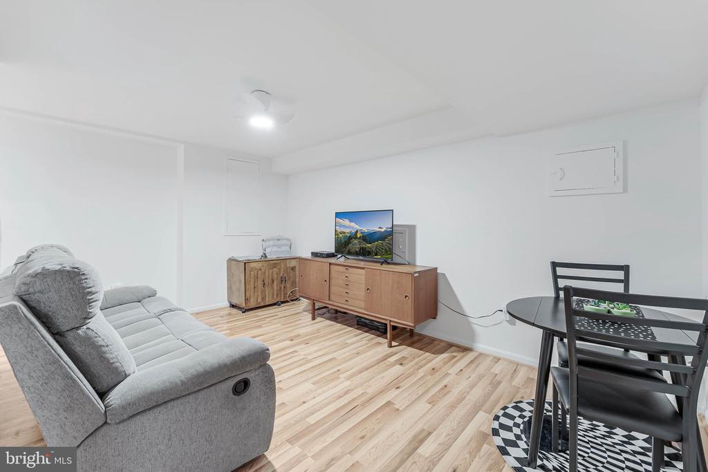 1508 HIDDENBROOK DRIVE