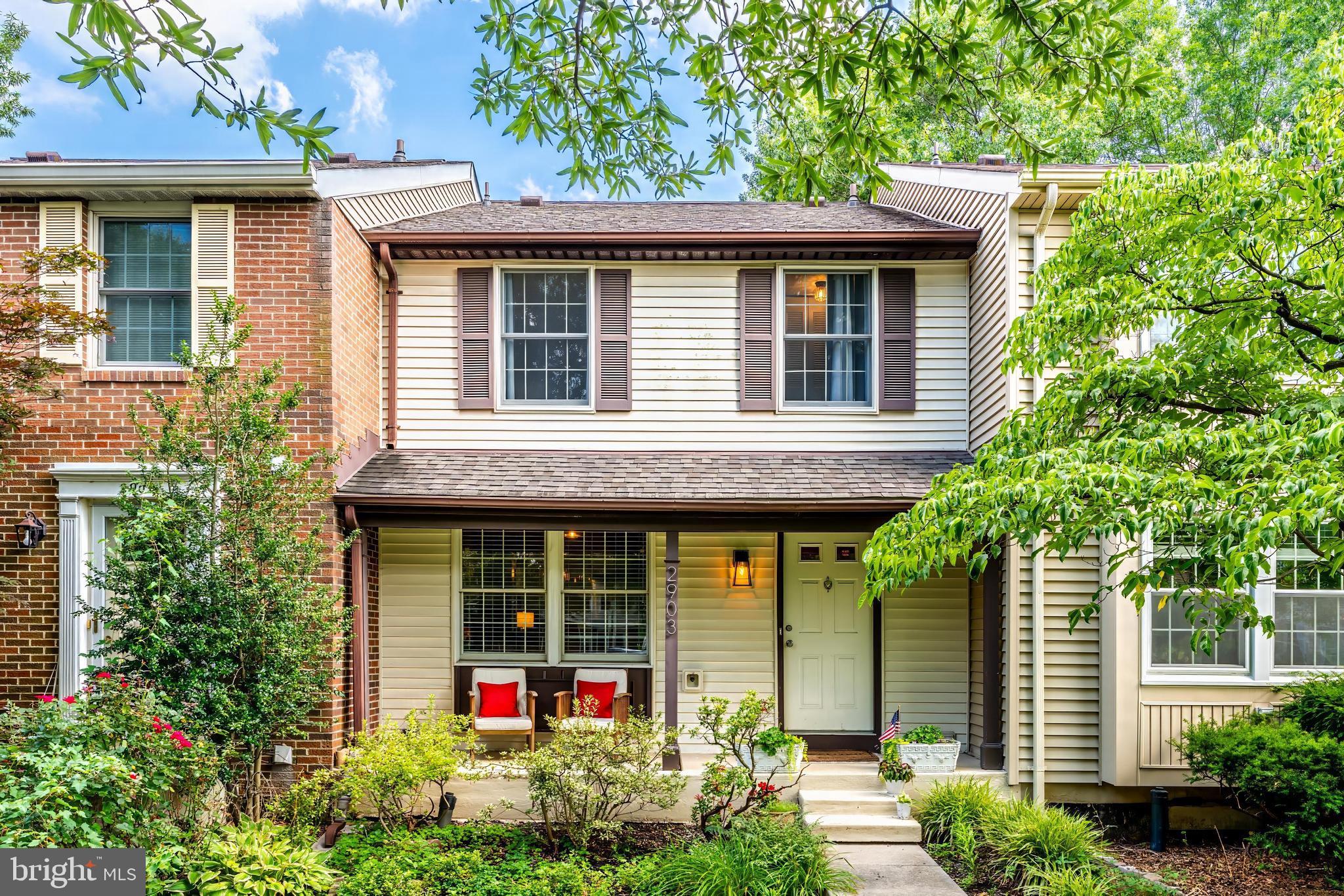 2903 BRIDGEHAMPTON COURT