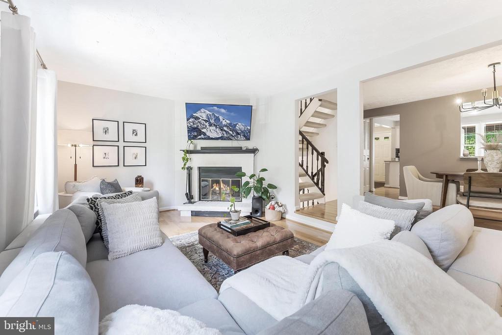 2903 BRIDGEHAMPTON COURT