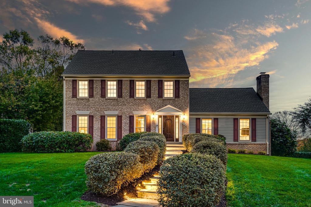 1332 CARPERS FARM WAY