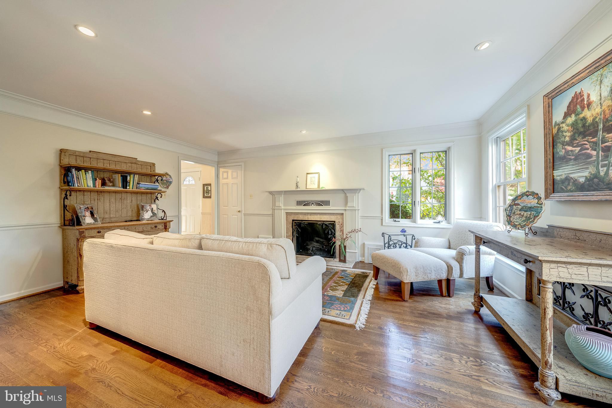 9132 ERMANTRUDE COURT