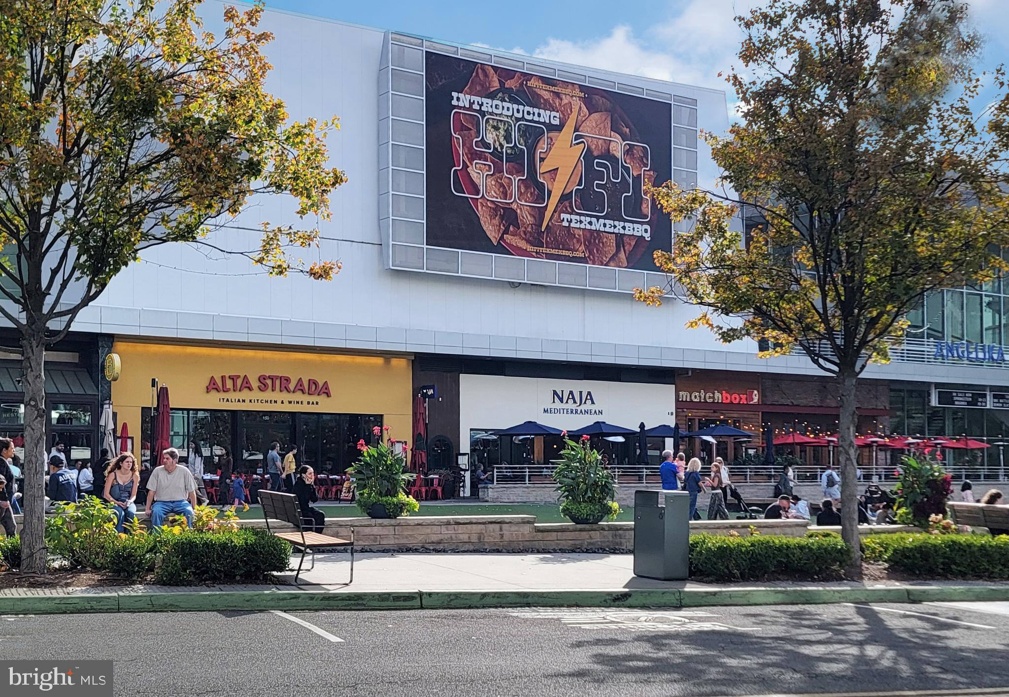 9132 ERMANTRUDE COURT