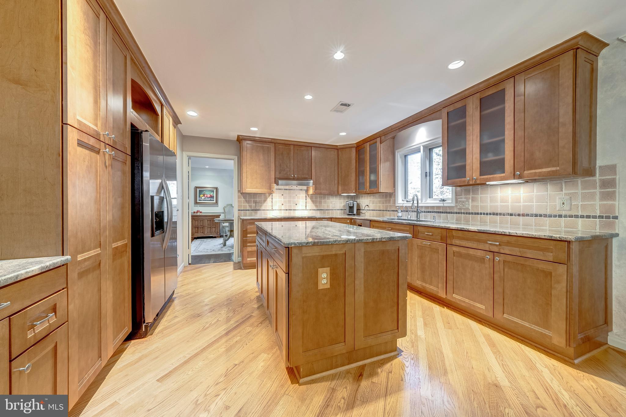 9132 ERMANTRUDE COURT