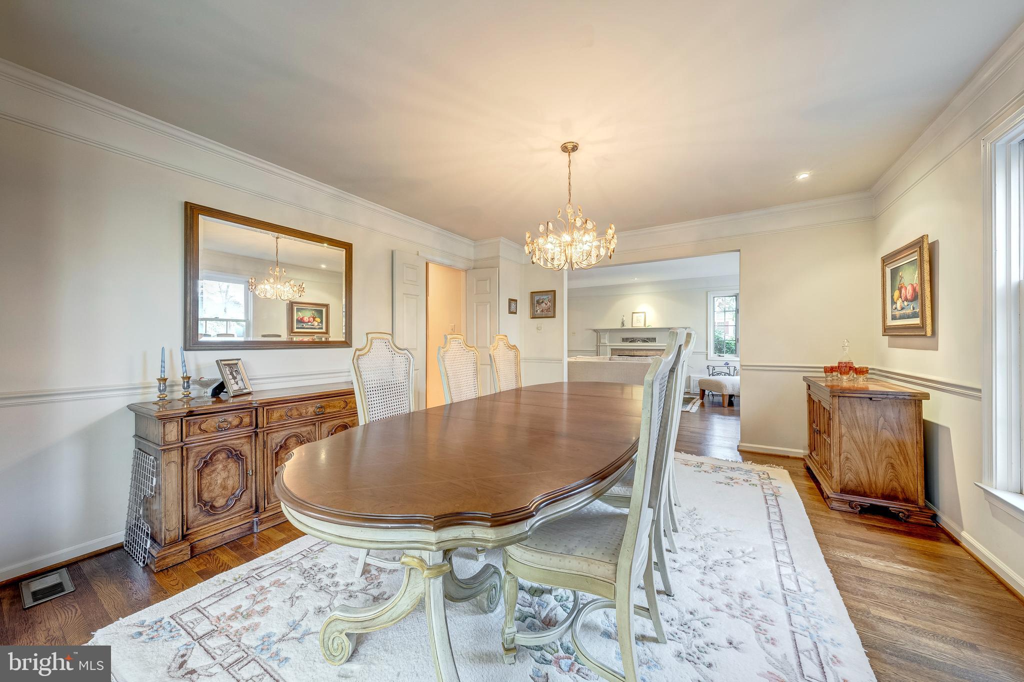 9132 ERMANTRUDE COURT