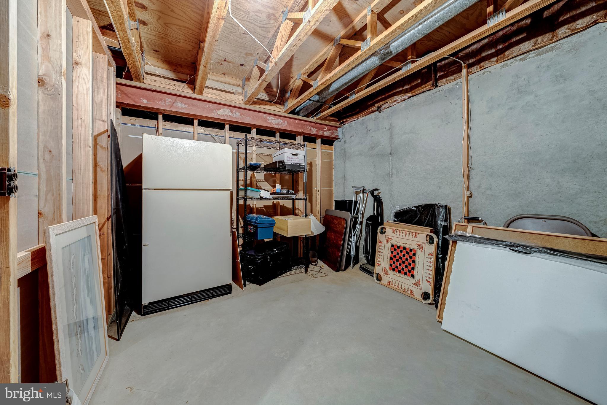 9132 ERMANTRUDE COURT