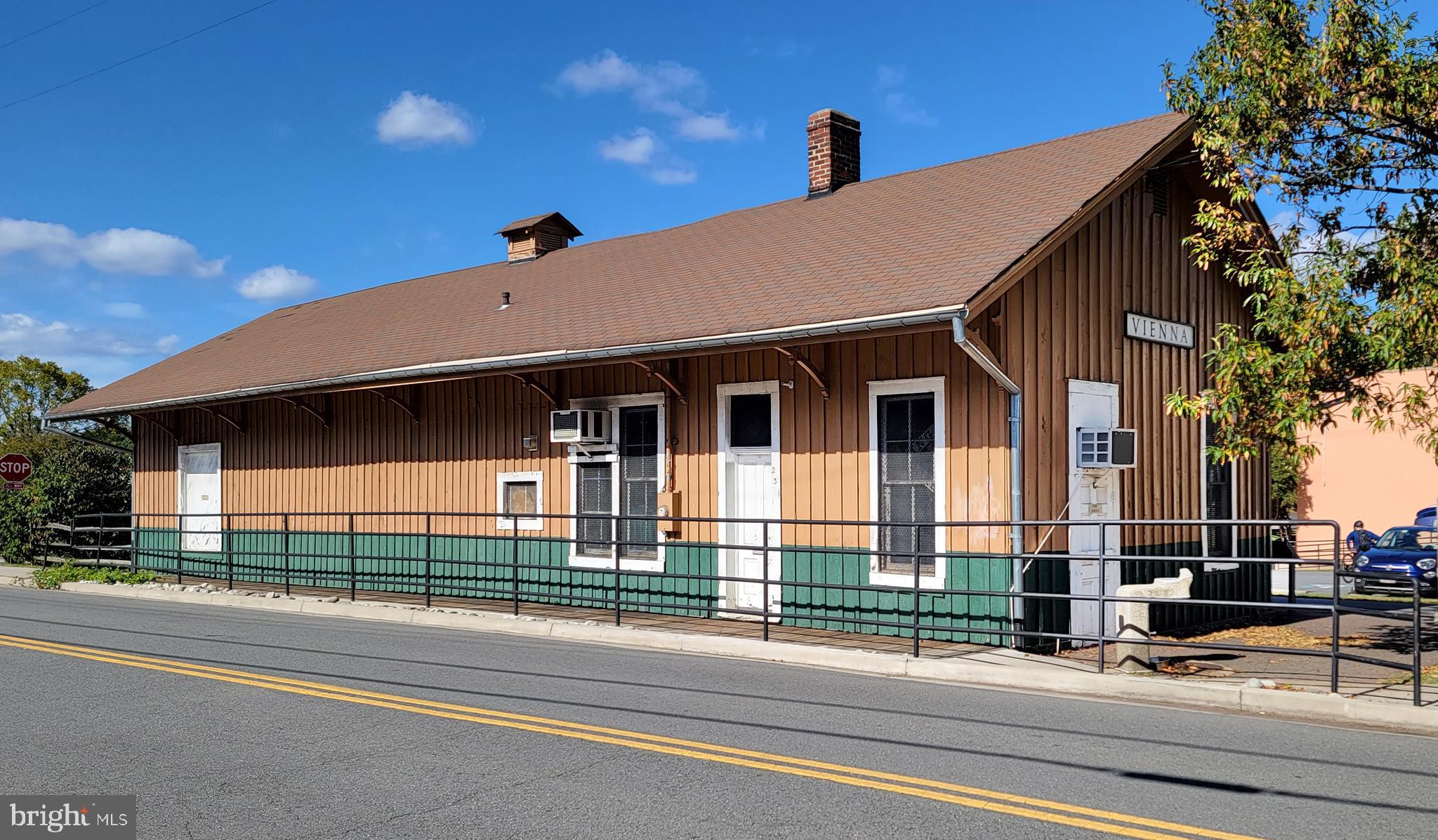 9132 ERMANTRUDE COURT