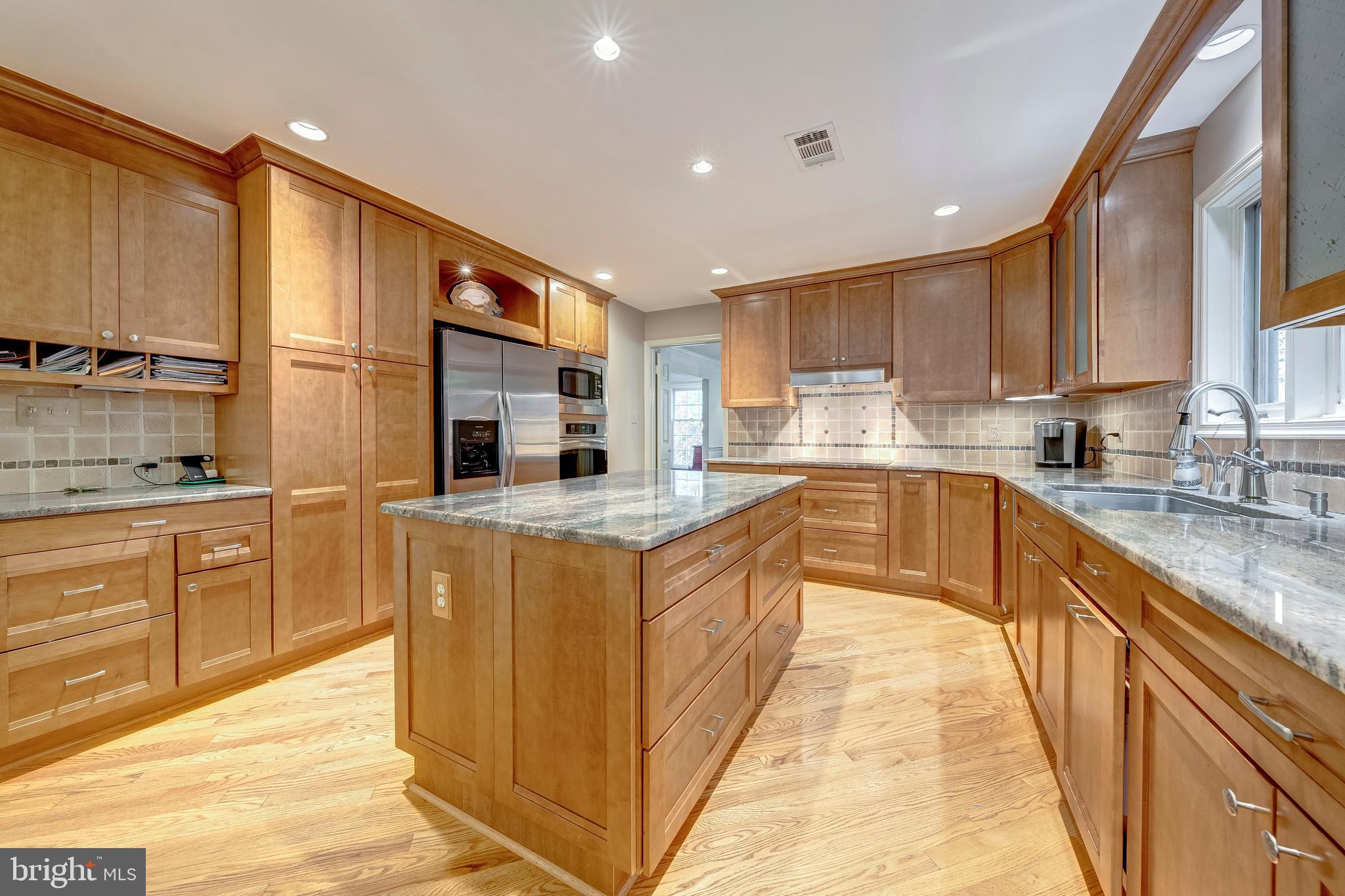 9132 ERMANTRUDE COURT