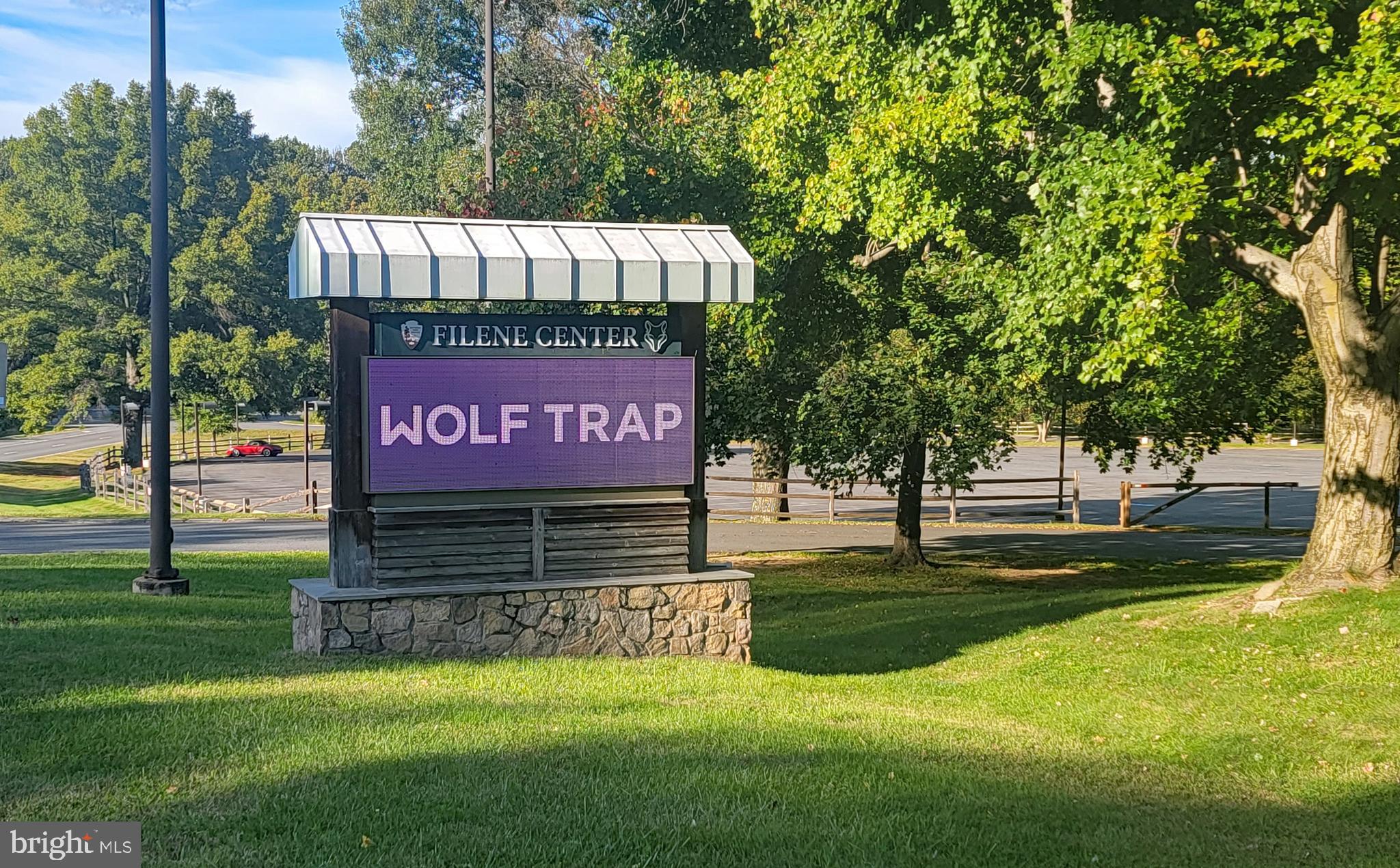 9132 ERMANTRUDE COURT