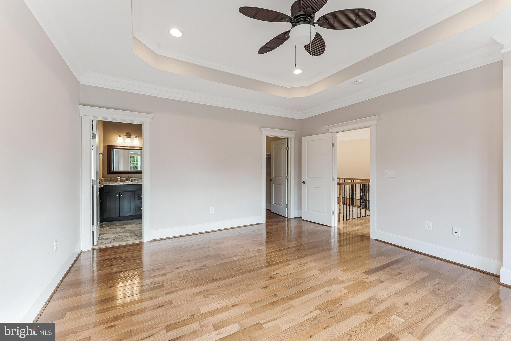 829 GOLDEN ARROW STREET