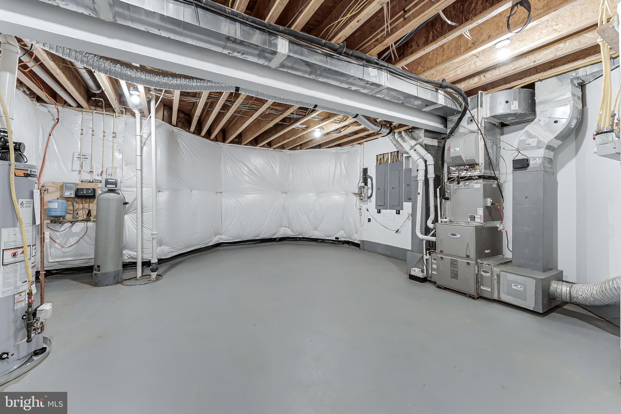 829 GOLDEN ARROW STREET