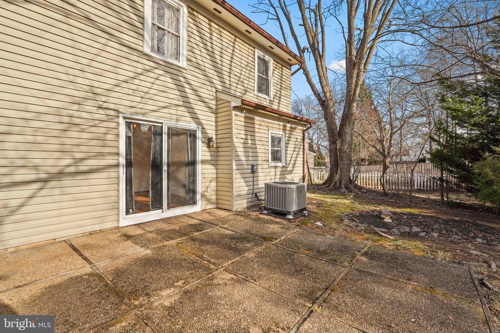 12807 SCRANTON COURT