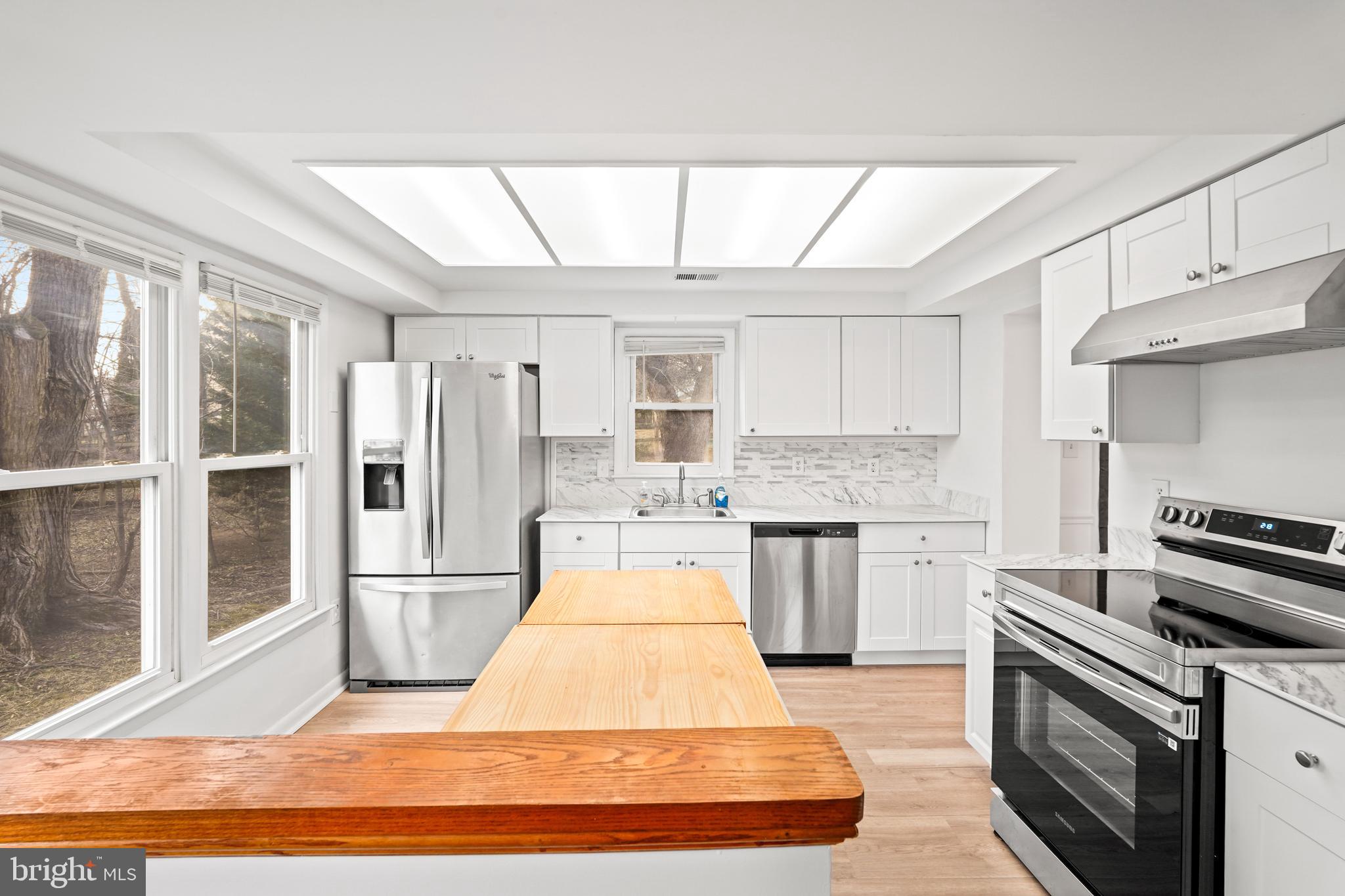 12807 SCRANTON COURT